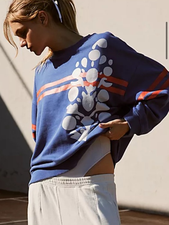 FP Movement by Free People Tops - Free People Movement All Star Buti Logo Pullover Blue Size XS.